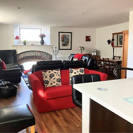 Scardroy Homes Inverness - Central 2 Bedroom With Parking Wifi Smart Tvs Sleeps Up To 6 Buitenkant foto