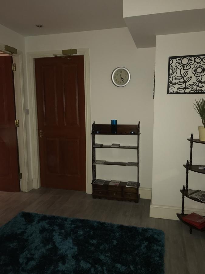 Scardroy Homes Inverness - Central 2 Bedroom With Parking Wifi Smart Tvs Sleeps Up To 6 Buitenkant foto